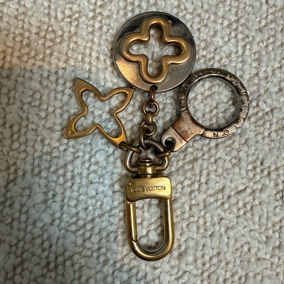 Louis Vuitton Gold and Silver Flower Keychain - Picture 2 of 3